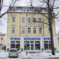 Logo-Design für die Firma xy