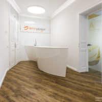 Logo-Design für die Firma xy